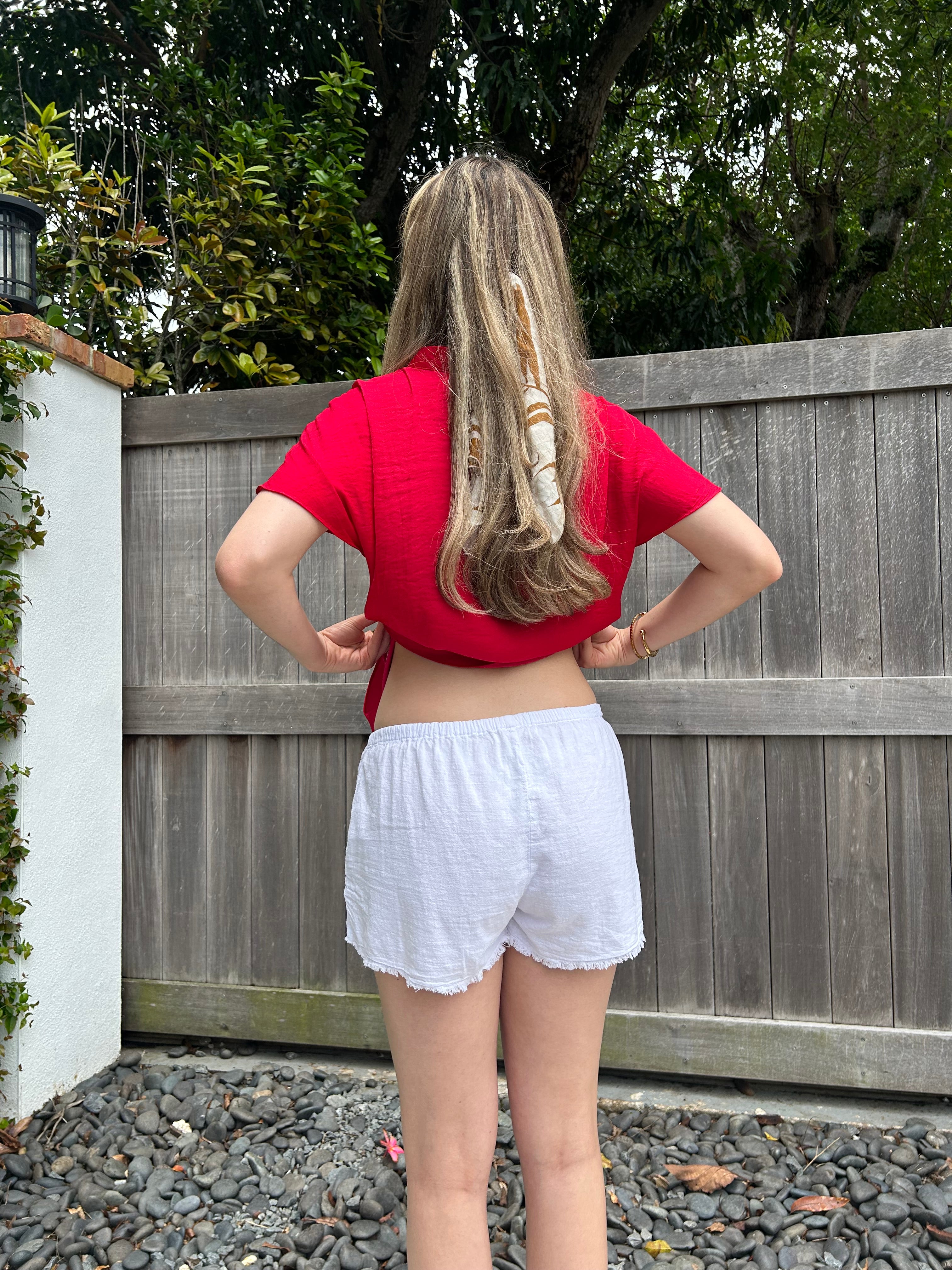 ON MIAMI TIME COTTON SHORTS-WHITE