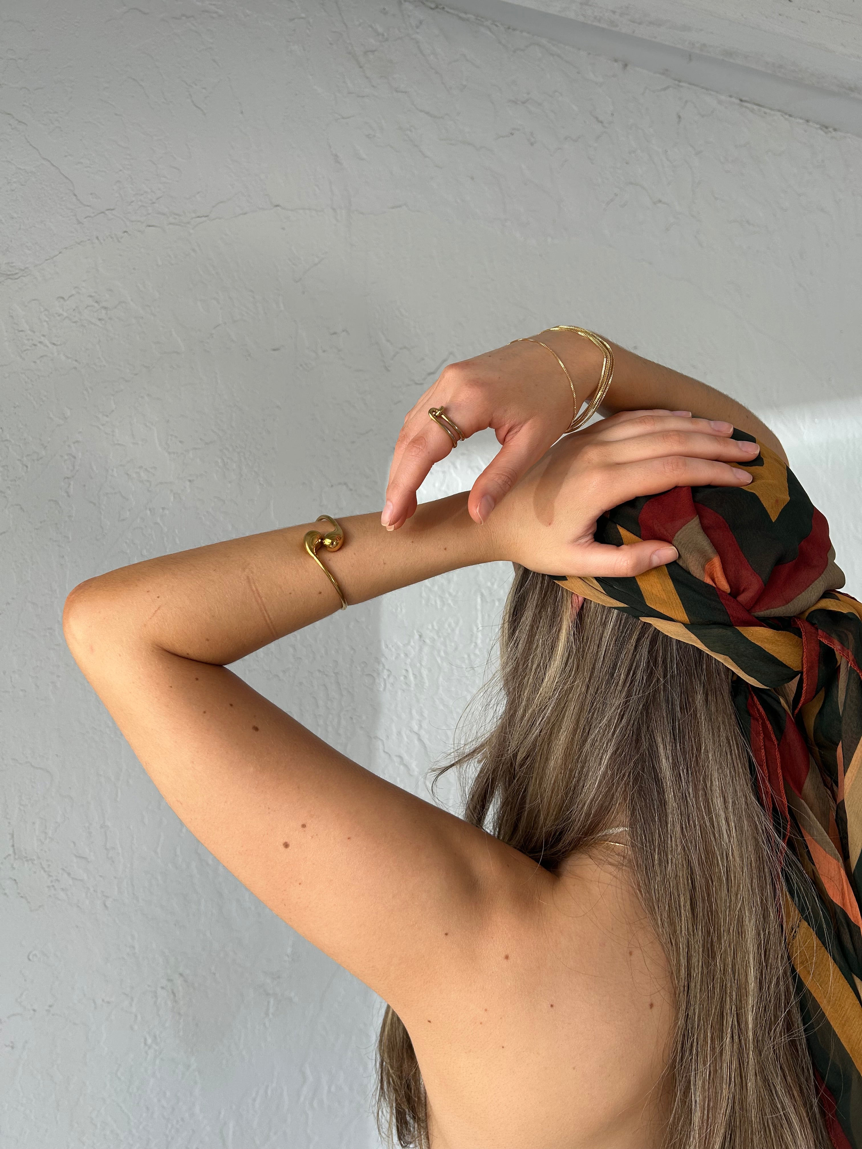 STAINLESS STEEL TEARDROP BRACELET