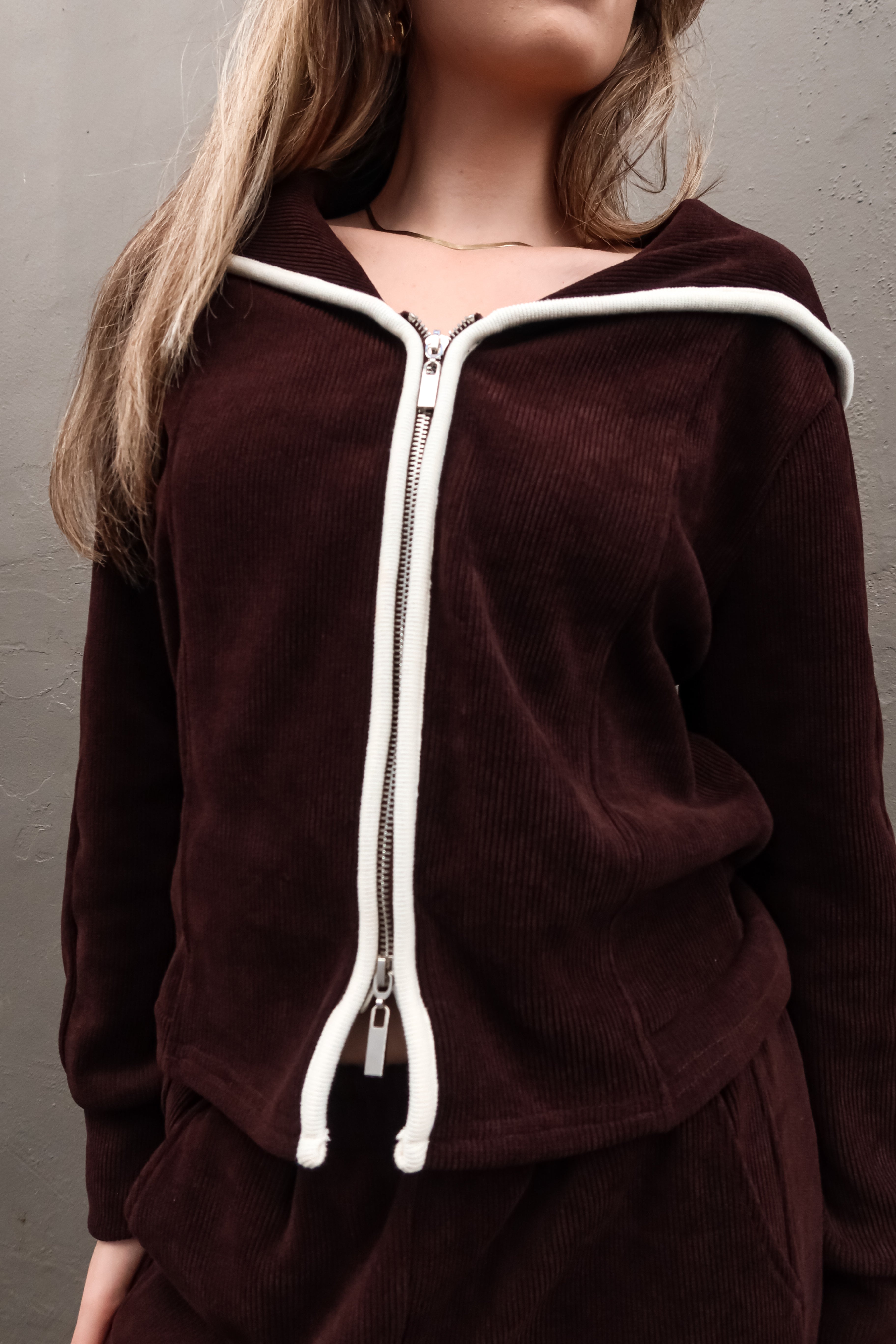 IN YOUR DREAMS CORDUROY JACKET BROWN