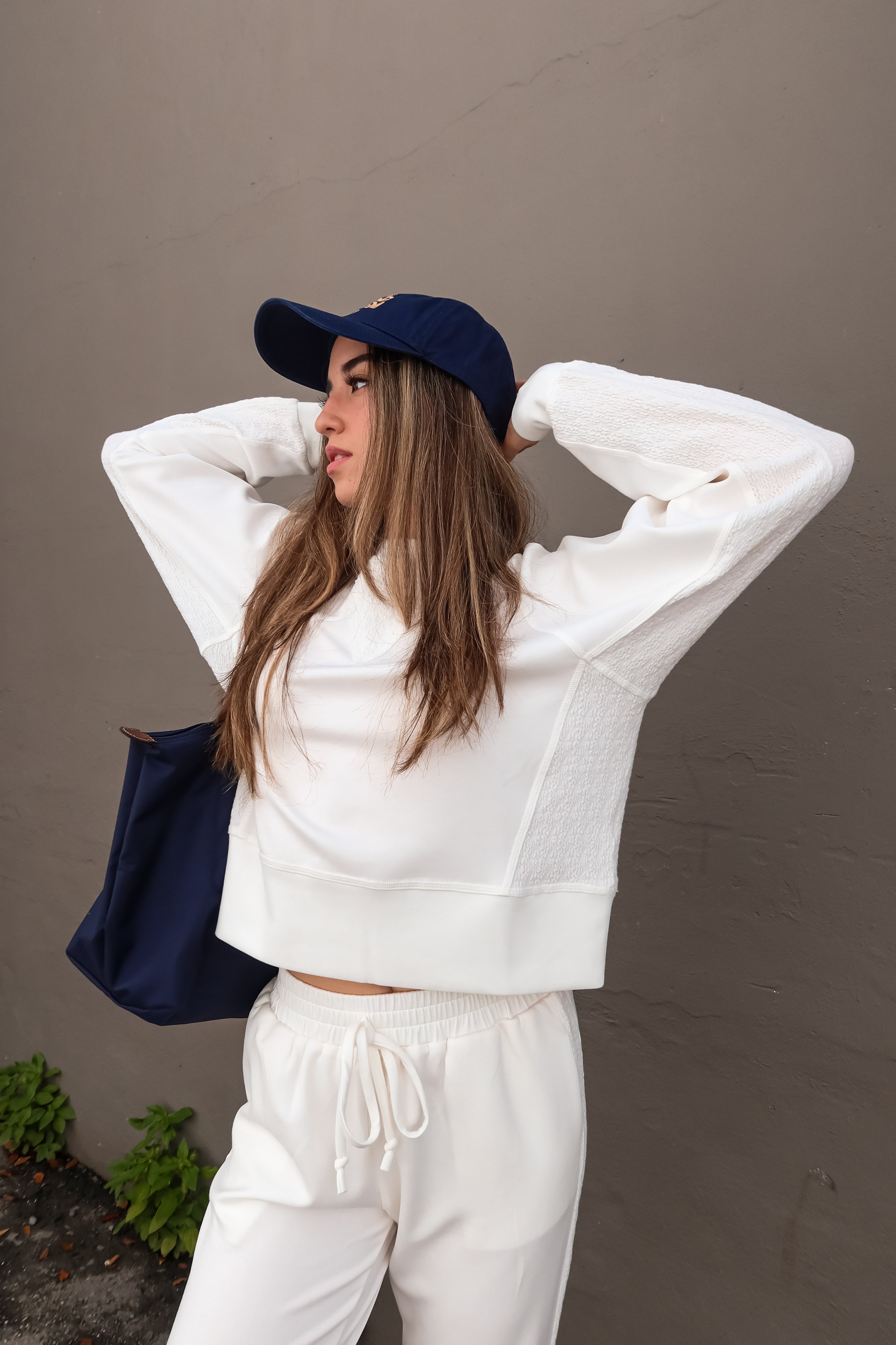 EASY TRAVELS SWEATER