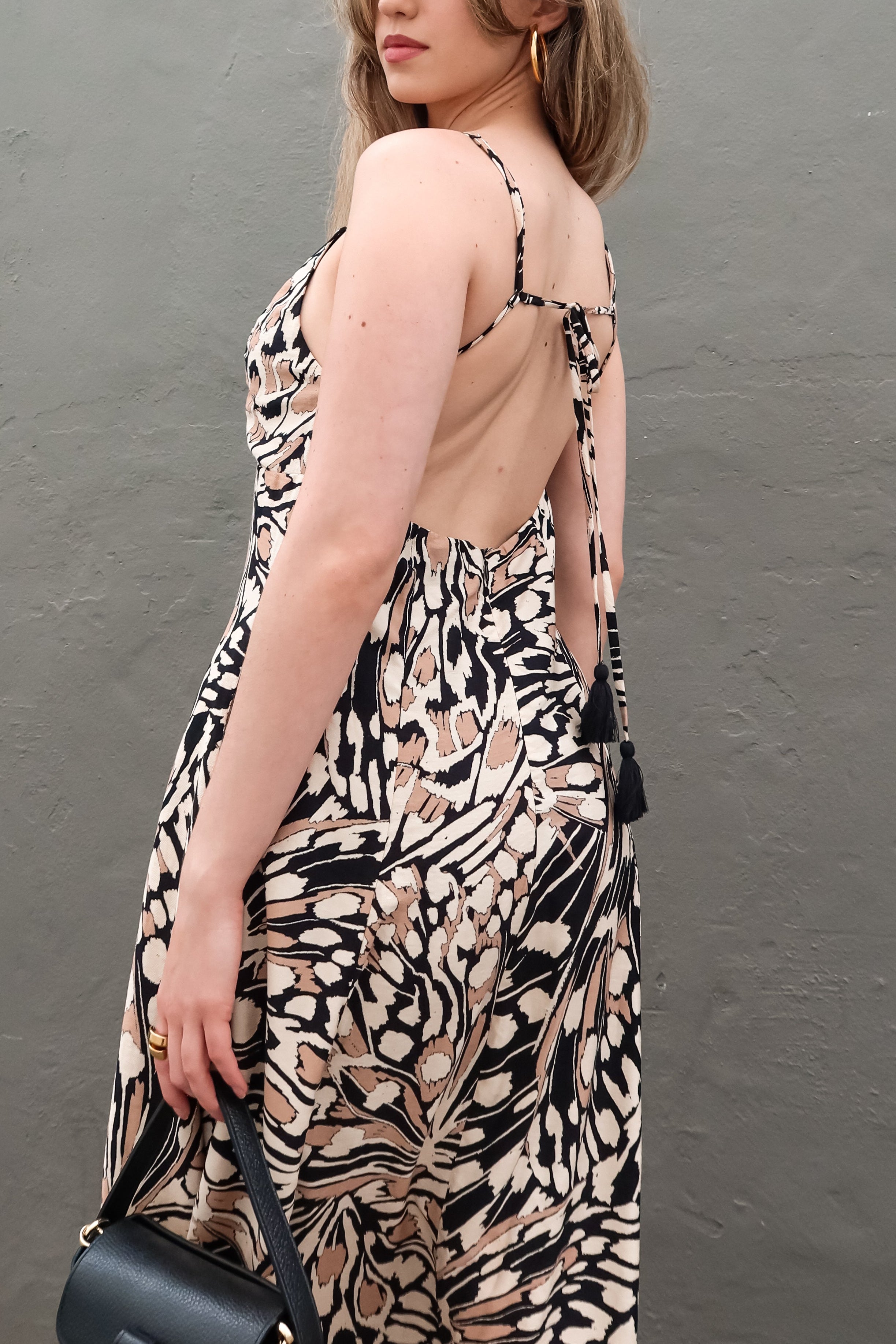 BUTTERFLY GARDEN MAXI DRESS BLACK