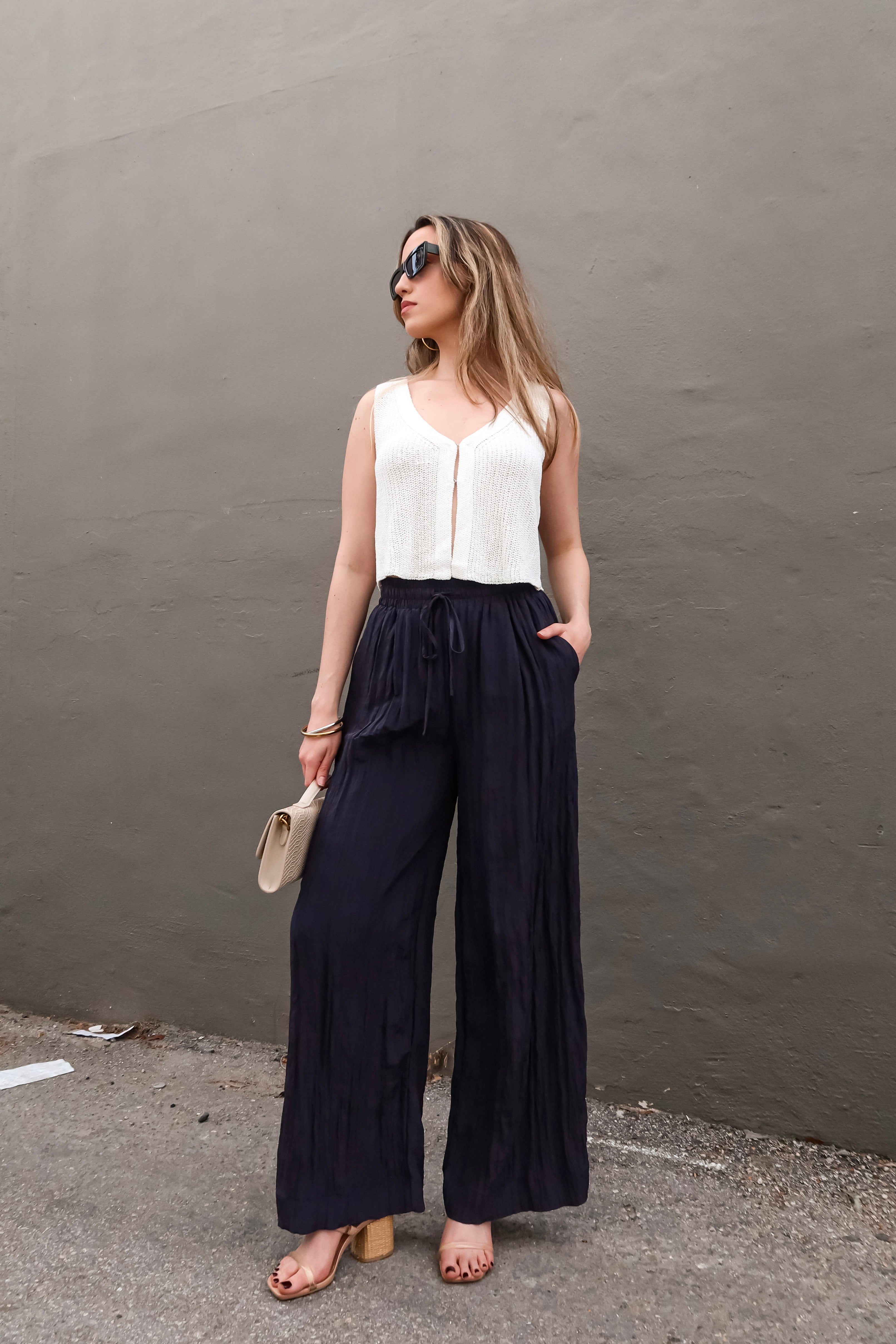 EASTSIDE KNIT VEST TOP WHITE