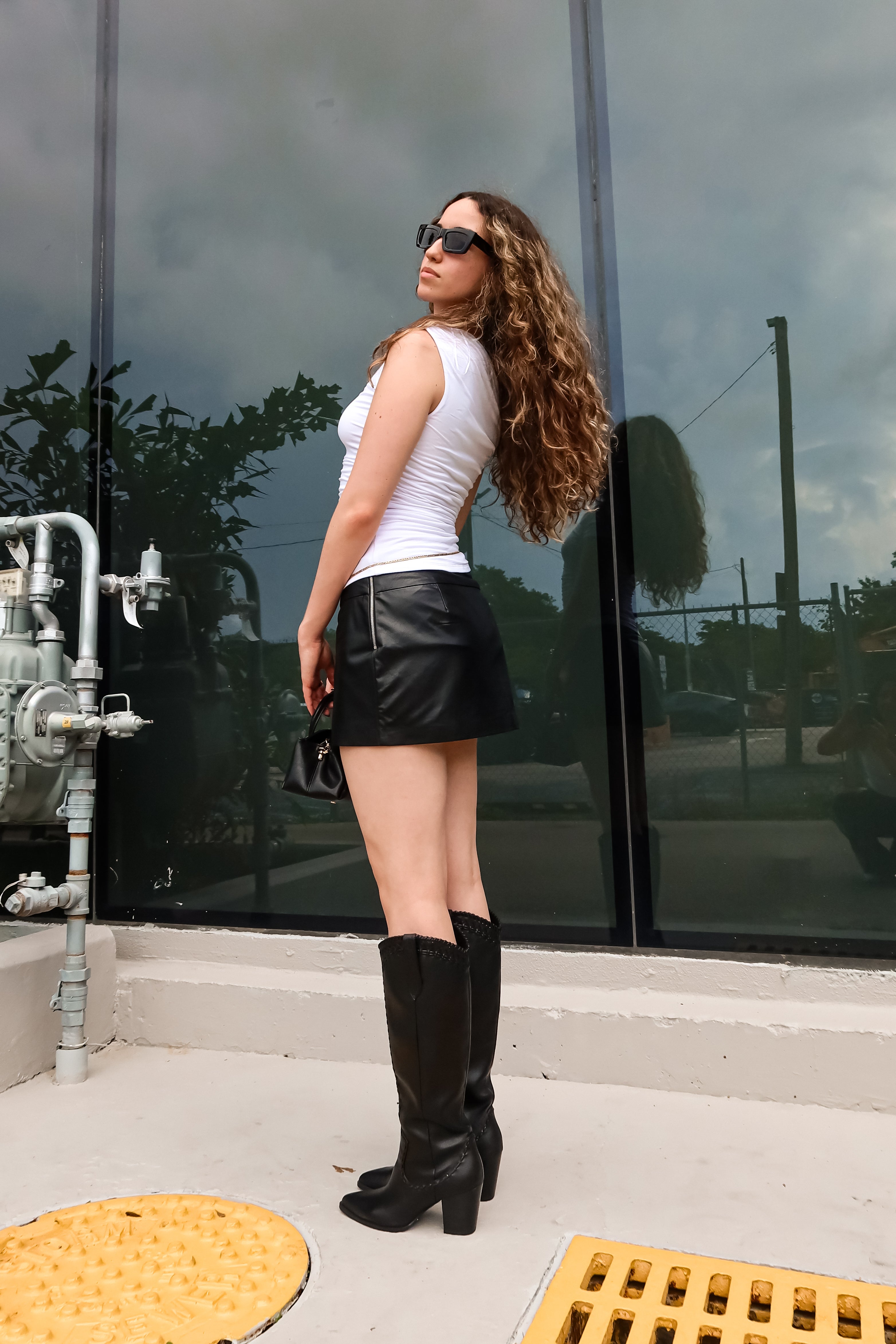 REBEL PLEATHER MINI SKIRT