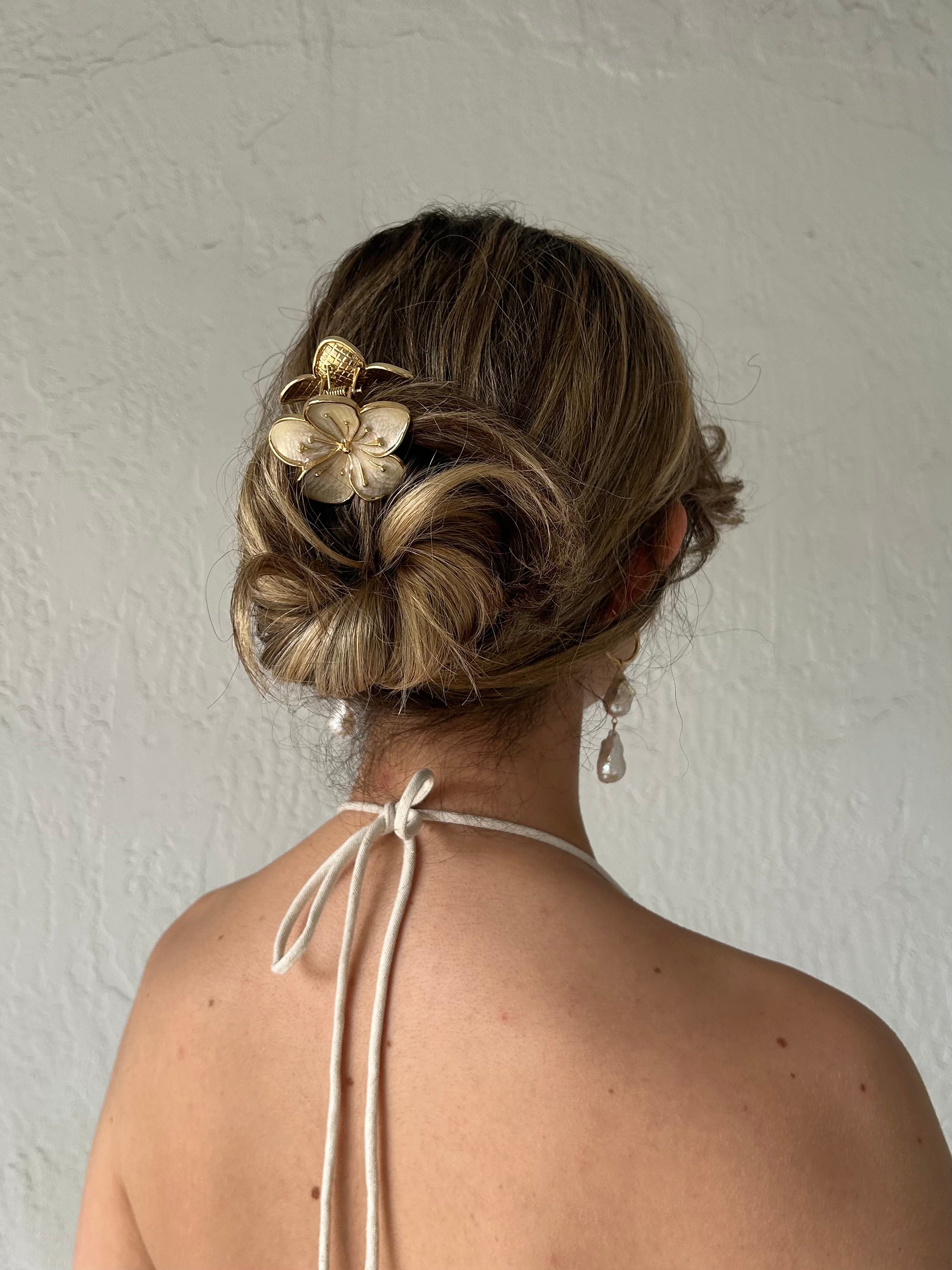FLOWER METAL HAIR CLIP