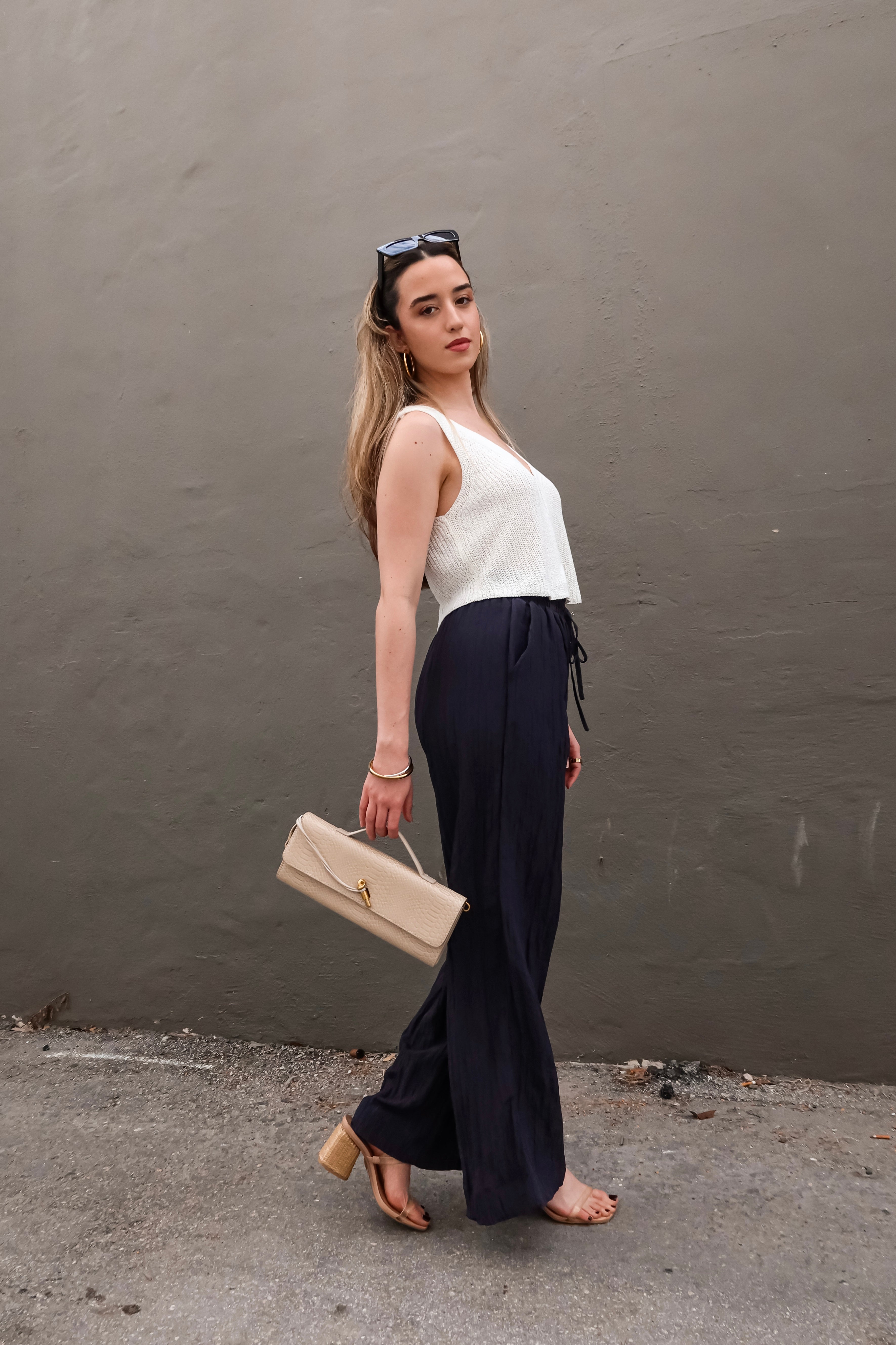 EASTSIDE KNIT VEST TOP WHITE
