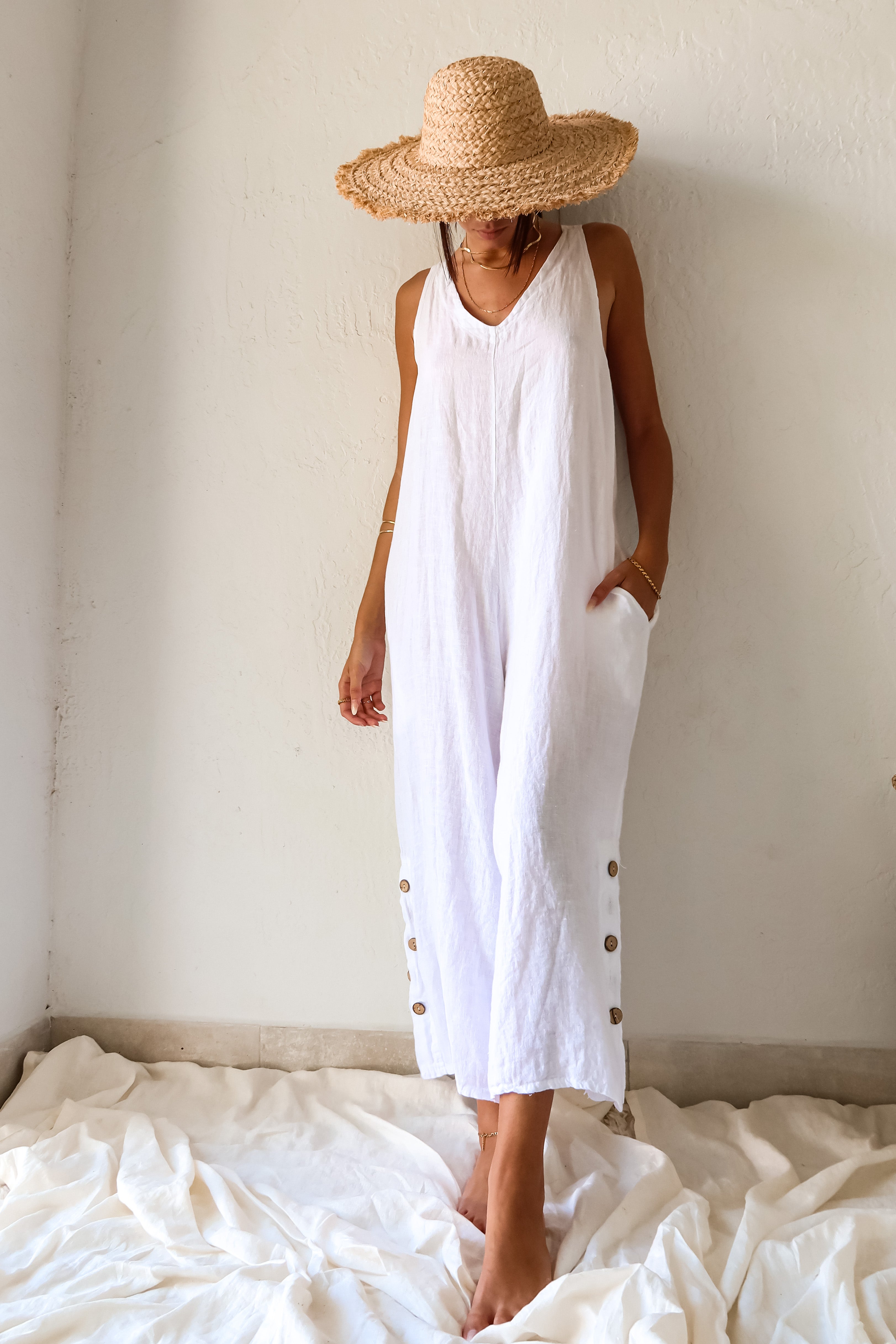 LOS CAYOS LINEN JUMPSUIT - WHITE