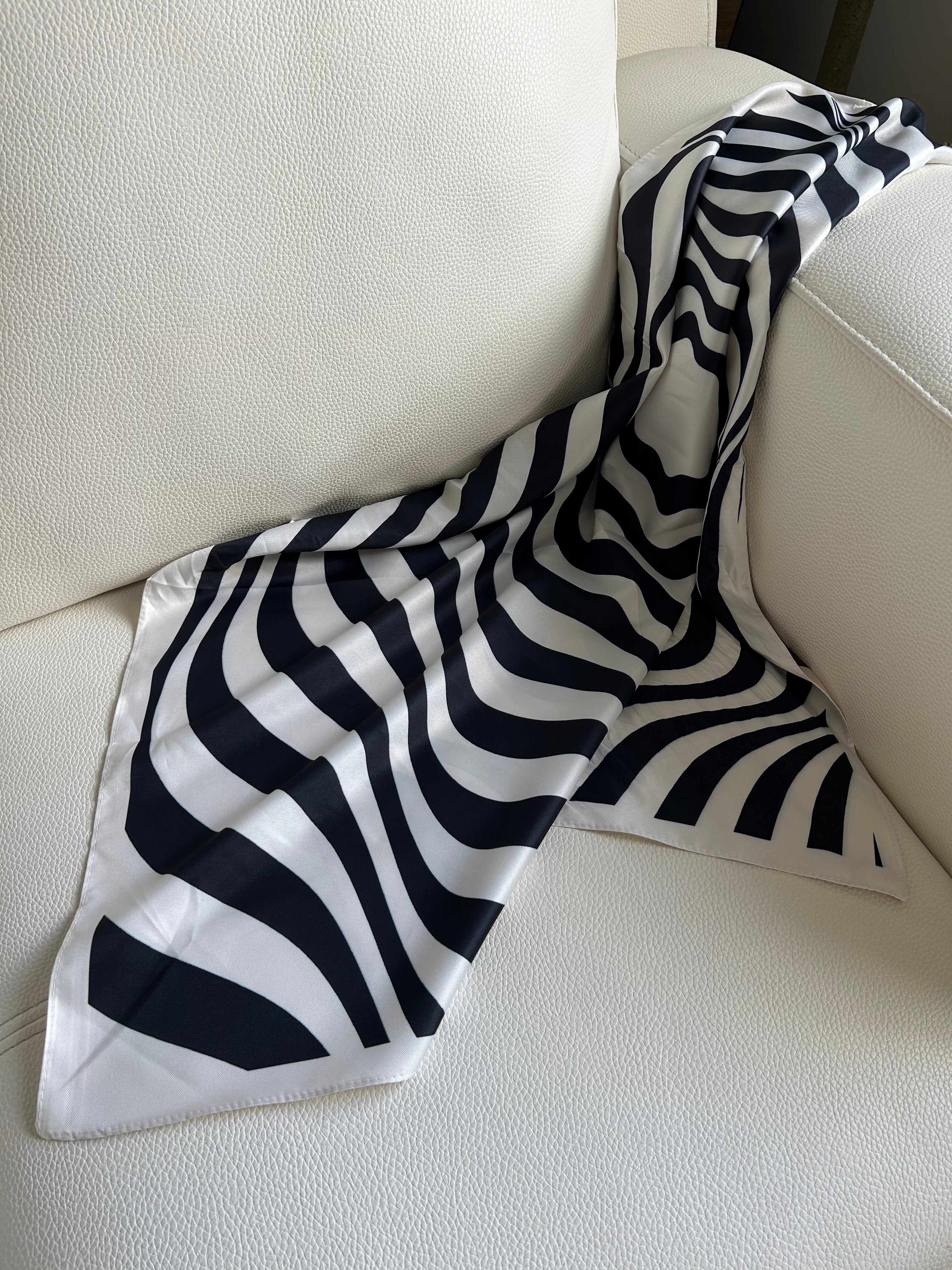 ZEBRA PRINT SCARF