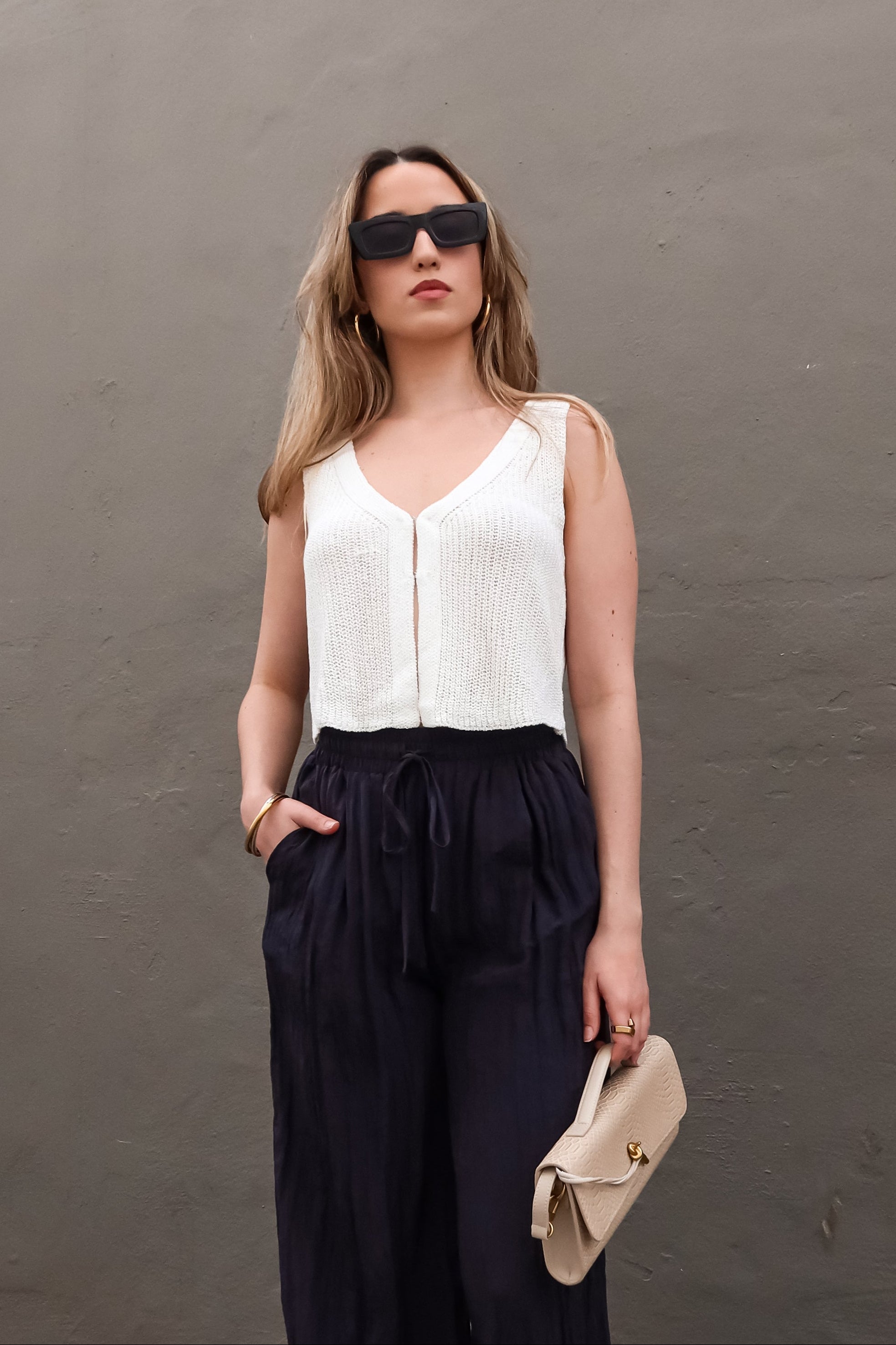 EASTSIDE KNIT VEST TOP WHITE