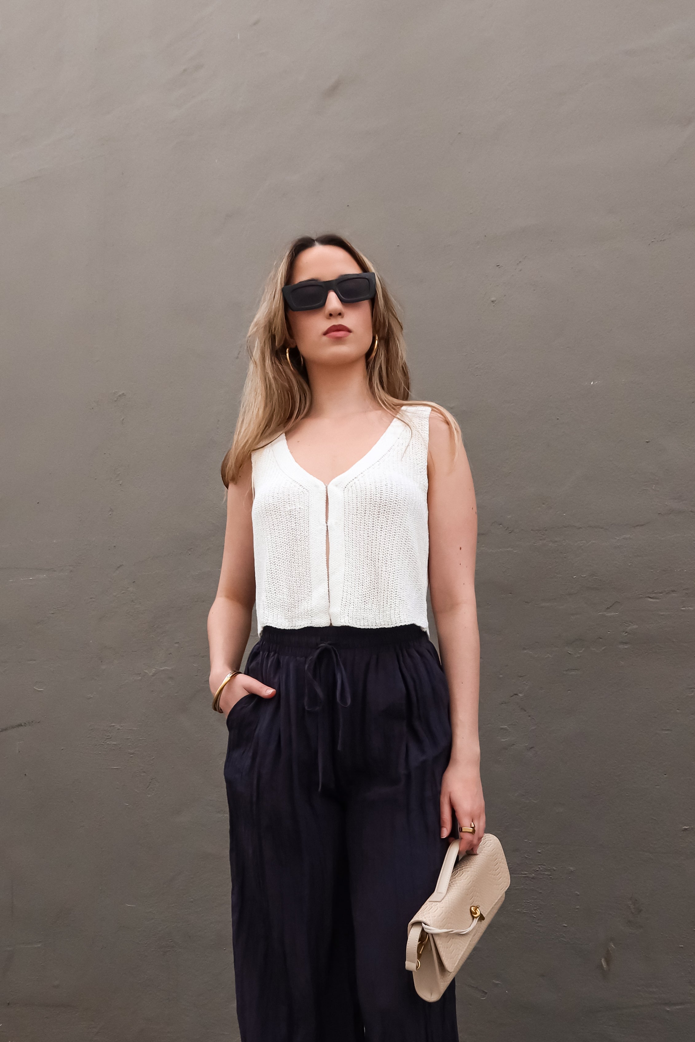 EASTSIDE KNIT VEST TOP WHITE