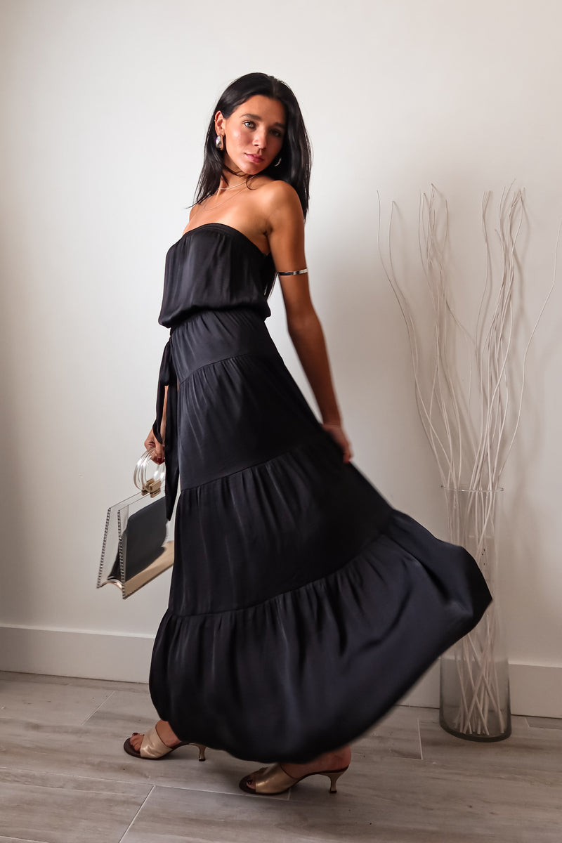 Venus black maxi dress Clearance