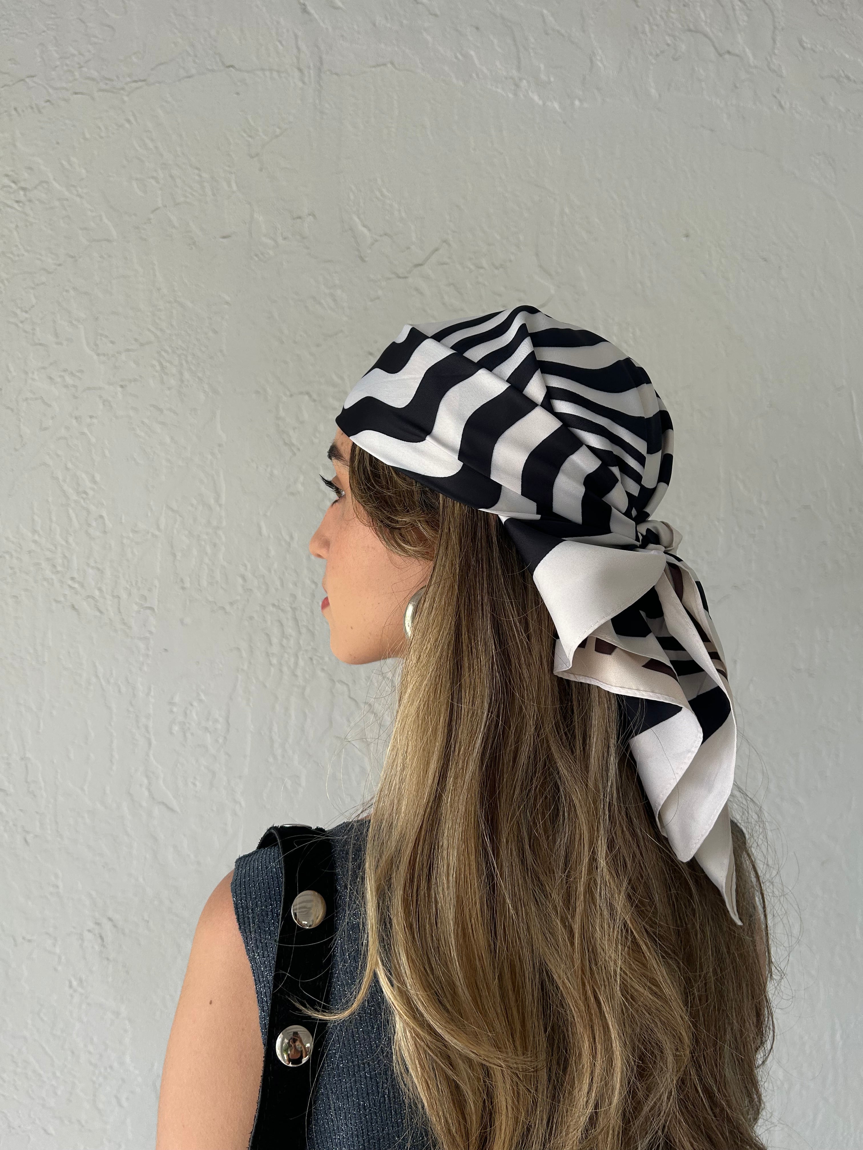 ZEBRA PRINT SCARF