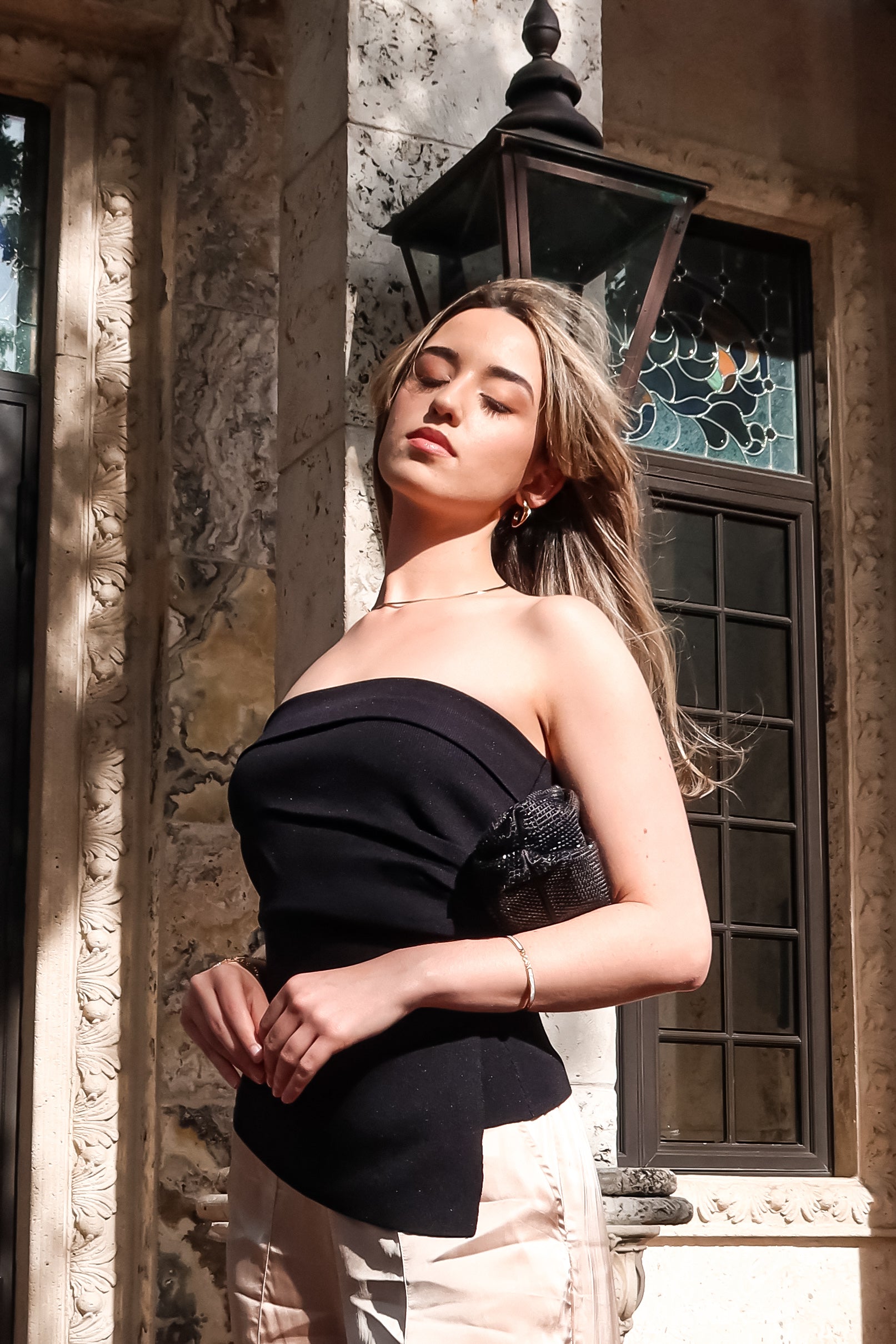 COCO STRAPLESS KNIT TOP BLACK