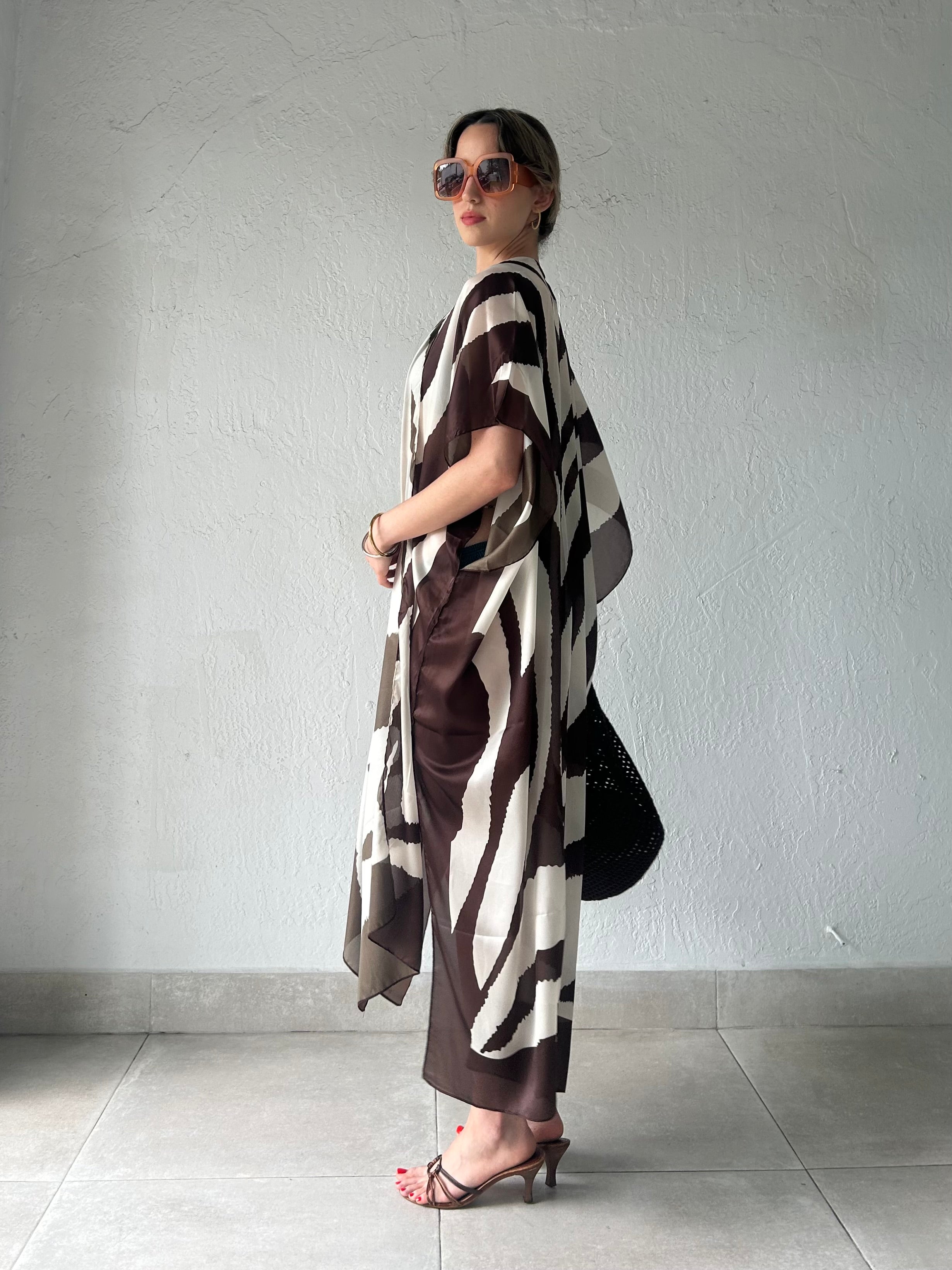 CAIRO REVERSIBLE SATIN KIMONO-BROWN