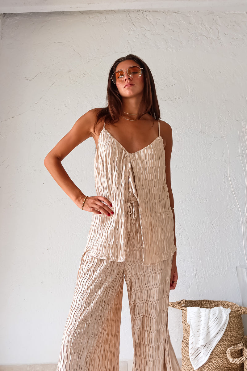 THE BREEZE PLISSE PANT SET