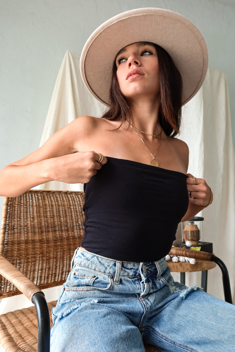 KEEP THE PACE TUBE TOP - BLACK